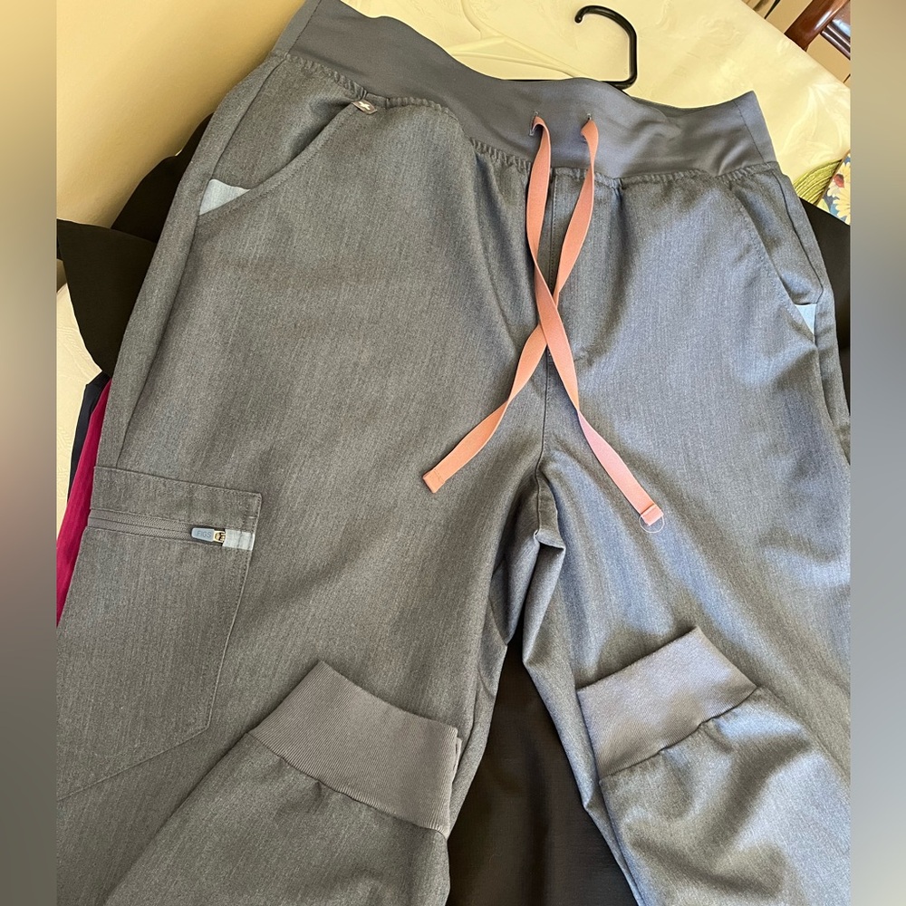 Figs Graphite EUC Denim-Like Scrub Jogger Bottoms